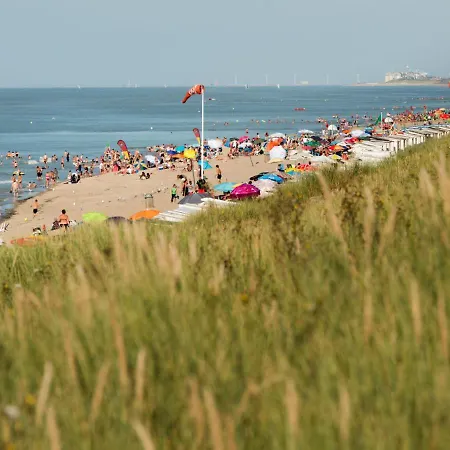 Cannes 208 With Balcony By Interhome Daire