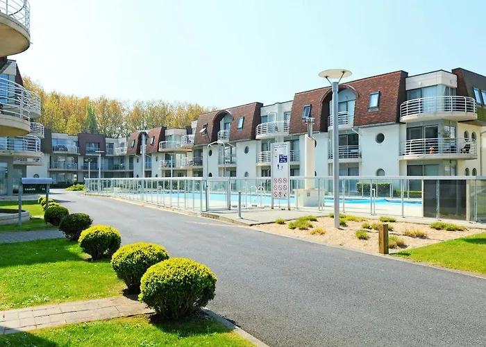 Cannes 208 With Balcony By Interhome Daire *